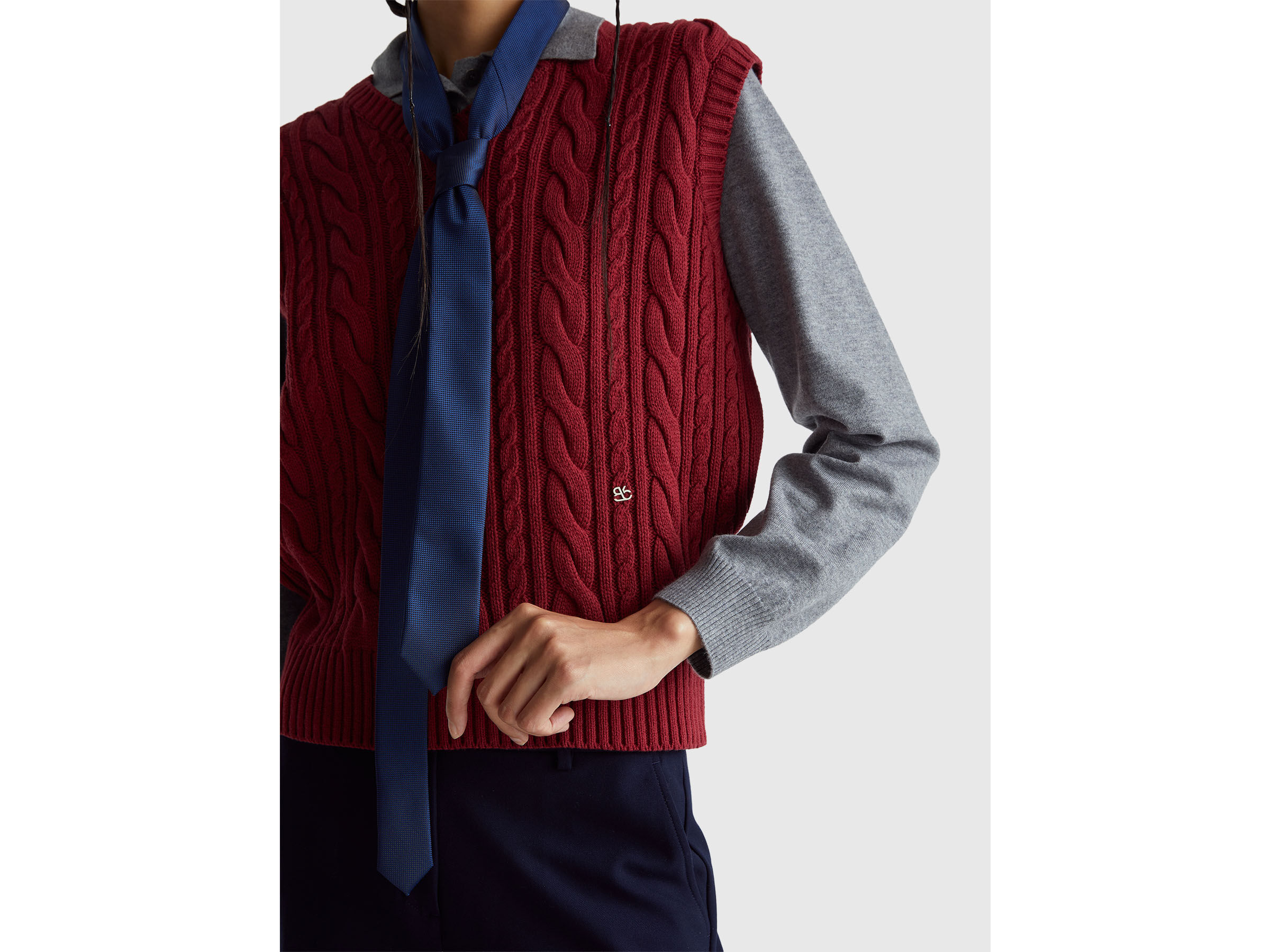 S/L V NECK SWEATER Women image number 4